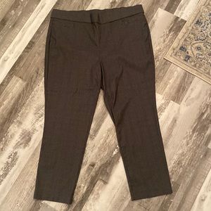 Woman’s Kim Rogers Curvy Black/Gray Striped Pants, Size 22